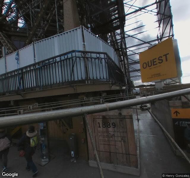 Near the Eiffel Tower, Paris - View 1